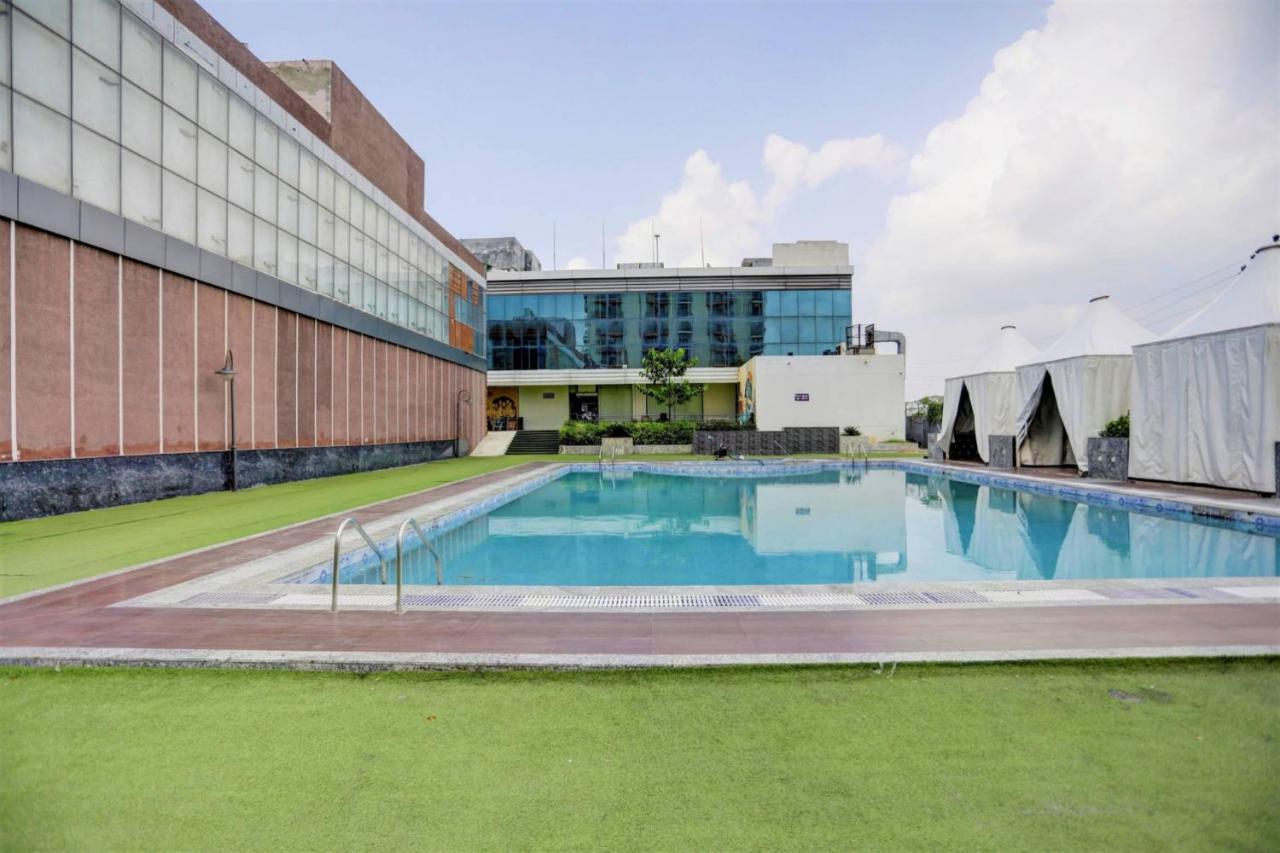 Spot On 81164 San International Hotel Bangalore Luaran gambar